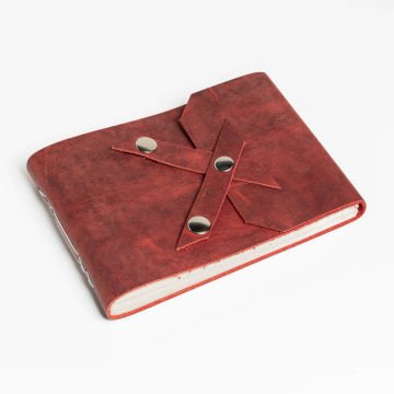 Petek-A6 Orta Boy Yatay Deri Defter Kırmızı - 3 Ortalı - 240 Sayfa