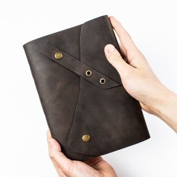 Petek - A5 Büyük Boy Deri Defter - Liderin Paltosu