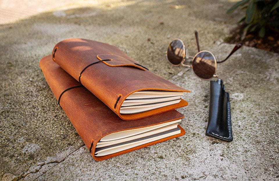 DERİ DEFTER KILIFI MI?